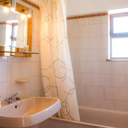 D05 Amadeus Sunset Apartment